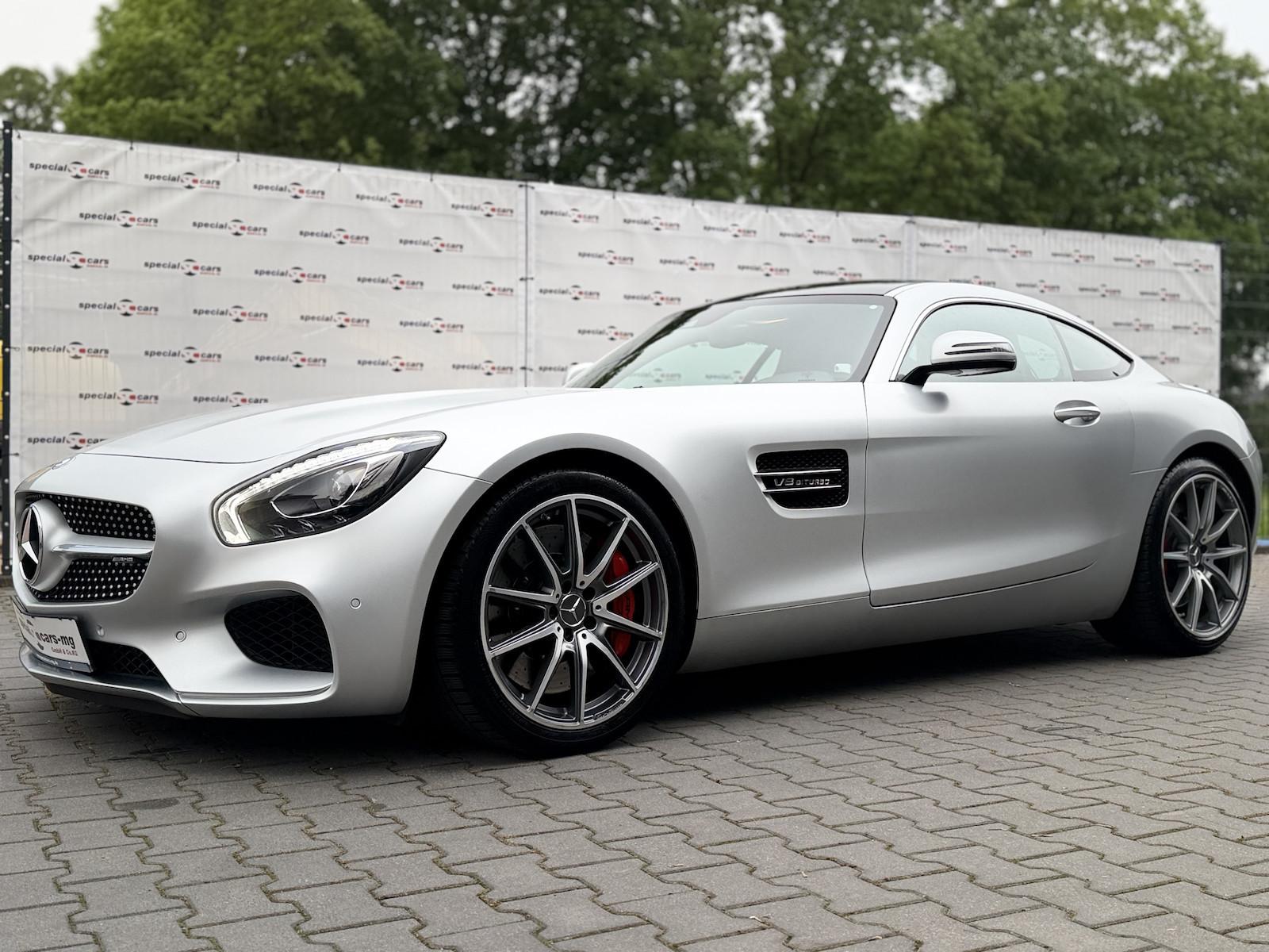 Mercedes-Benz AMG GT S Coupe / Panorama / Performance / Kamera