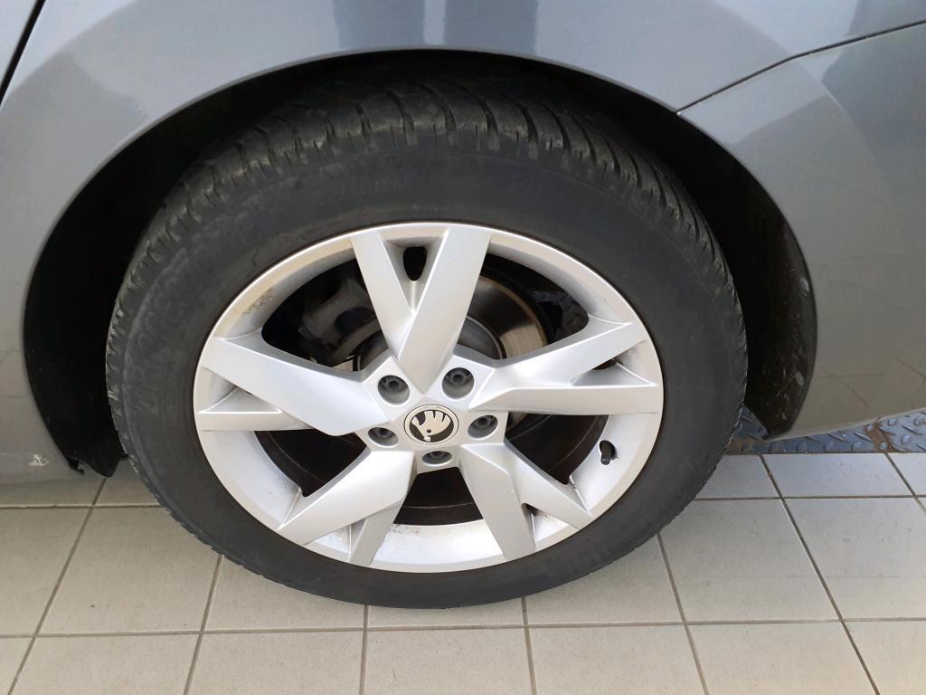 Skoda Octavia Combi 1.5 TSI Style Matrix|HuD|AHZV|ACC|