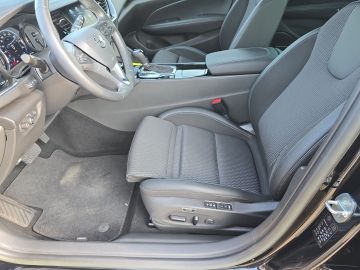 Bild 9 Opel Insignia B ST Business Inno 2.0 HUD AHK-klappbar