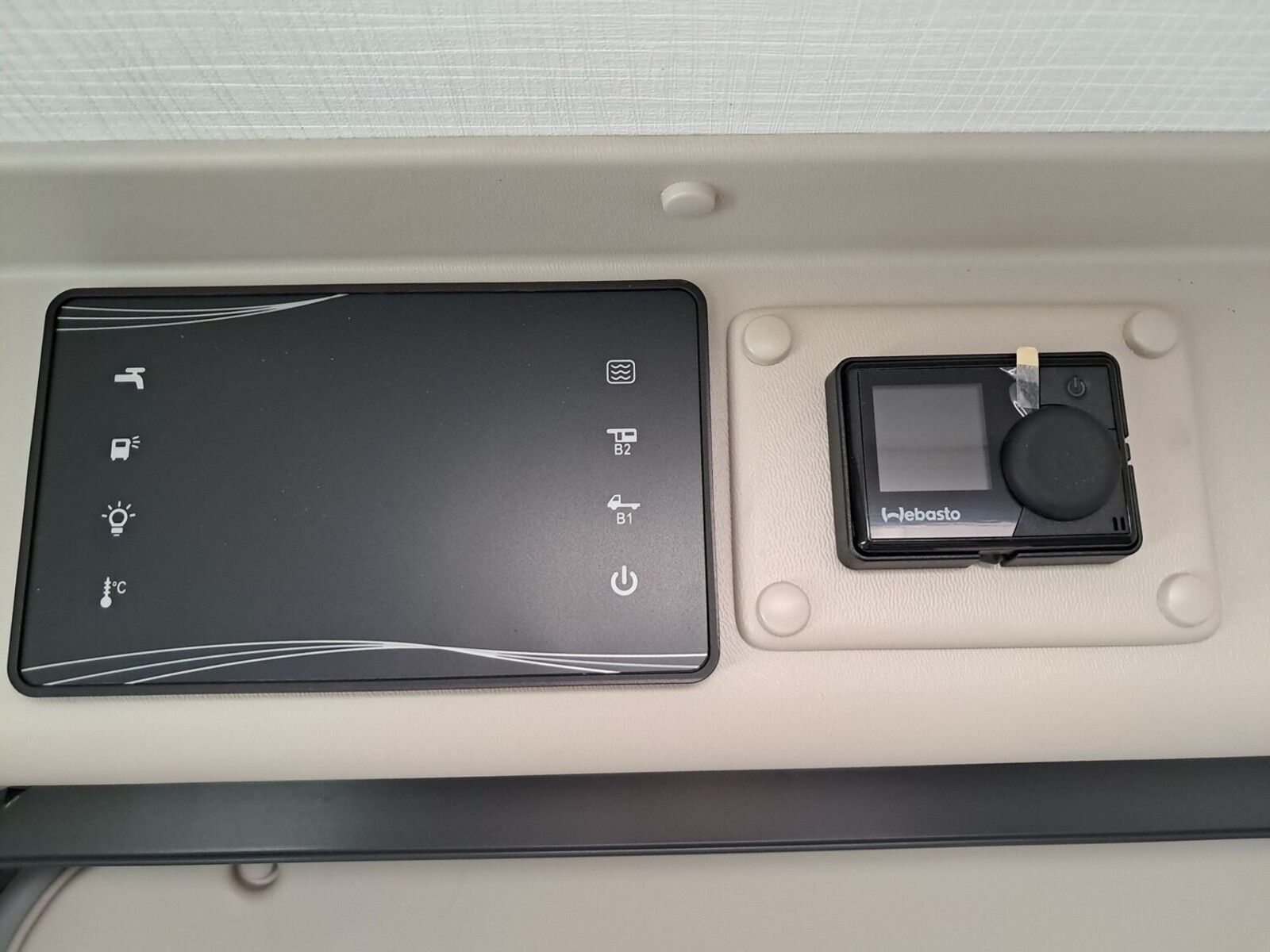 Fahrzeugabbildung Karmann Davis Trendstyle DA 620 TSC Dörr-Paket 30 Jahre