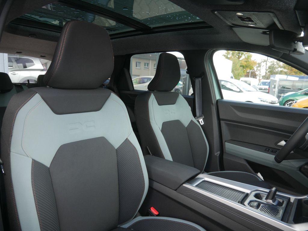 Fahrzeugabbildung Dacia Bigster Extreme Hybrid-G 140 Automatik