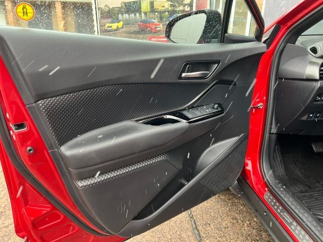 Fahrzeugabbildung Toyota C-HR 1.8 Hybrid Lounge Allwetter*Alu*AHK*Winterp