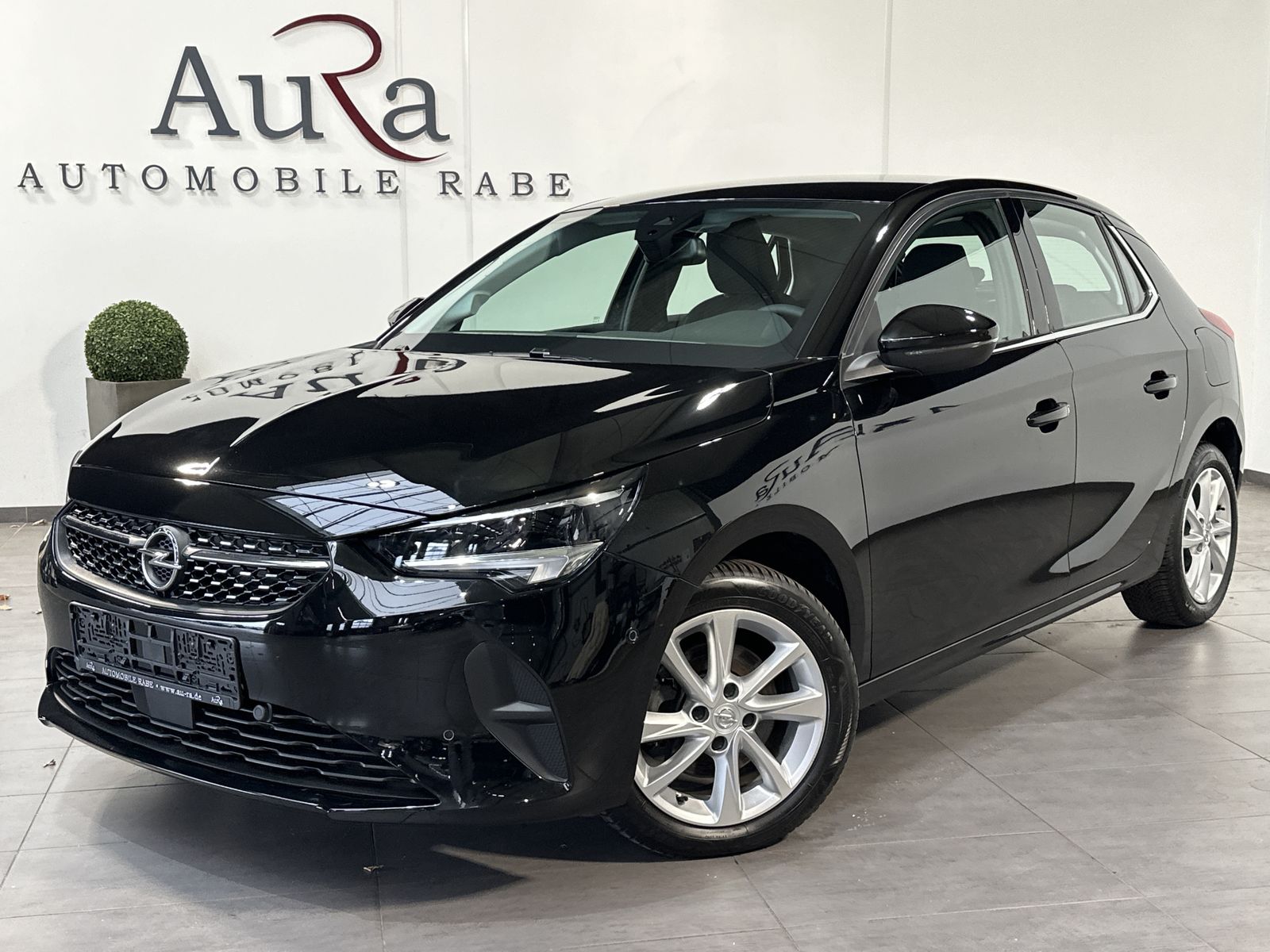 Fahrzeugabbildung Opel Corsa 1.2 5-Türer Elegance LED+DAB+SHZ+EPH+TEMP