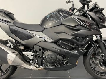 Kawasaki Z7 Hybrid