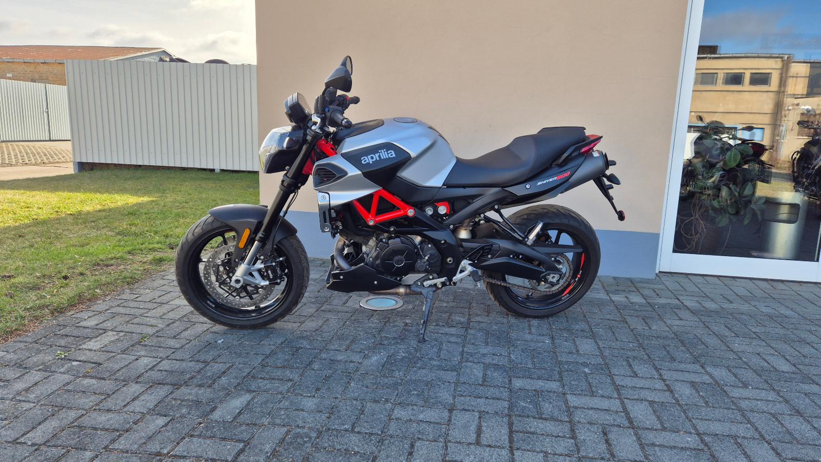 Aprilia Shiver 900 ABS