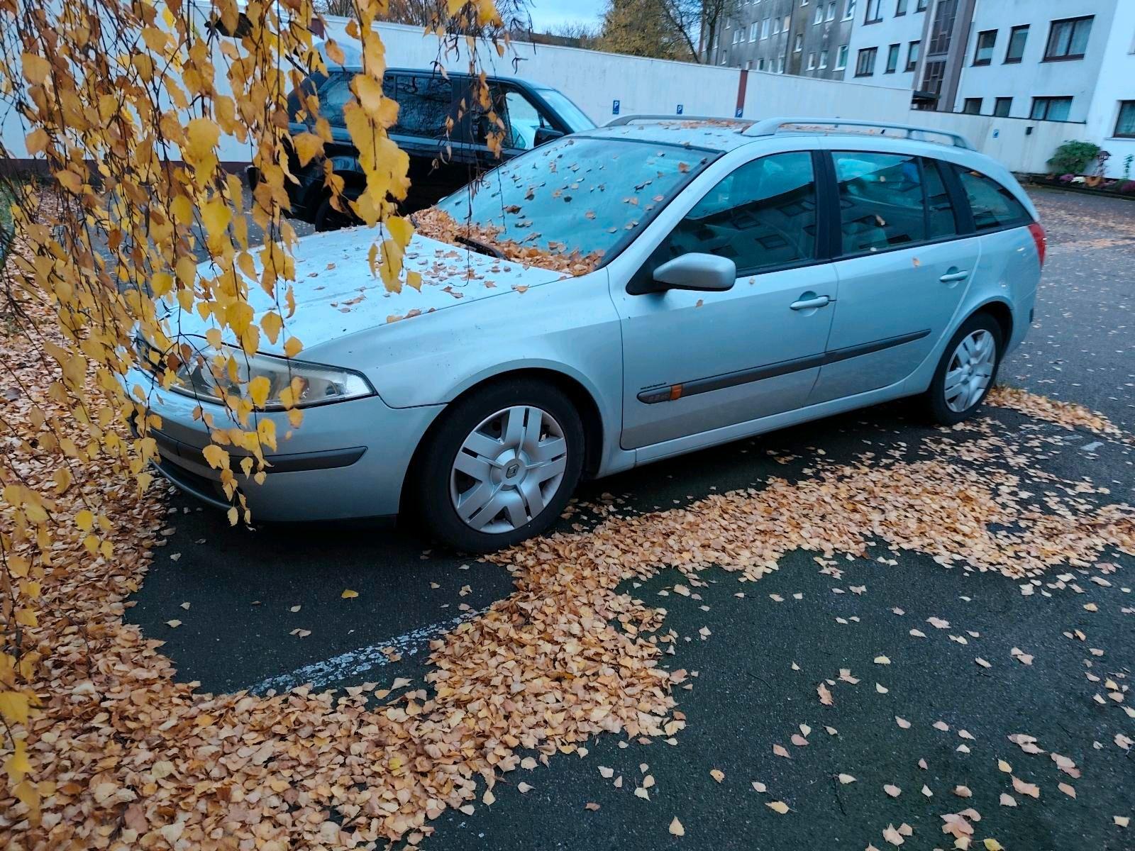 Renault Laguna 2004 — rear view