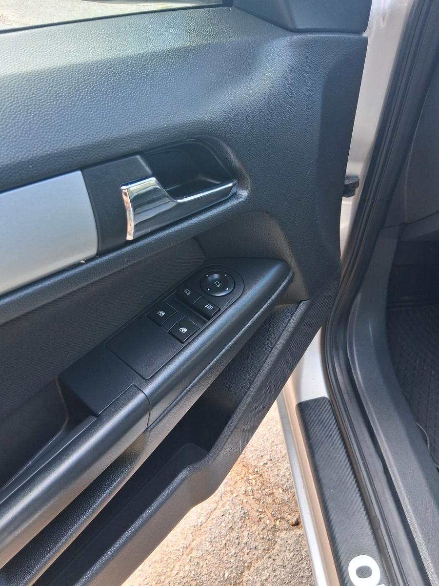 Opel Astra 2009 — photo 12