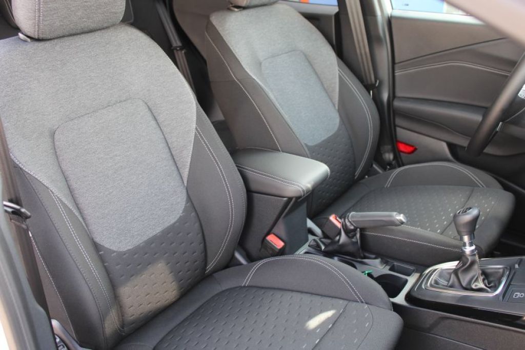 Fahrzeugabbildung Ford Puma TITANIUM