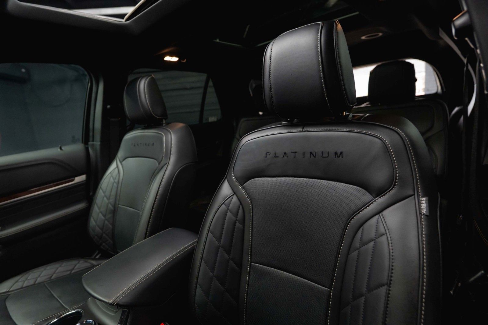 Fahrzeugabbildung Ford Explorer 3.5 V6 4x4 PLATINUM Twin-Turbo EcoBoost