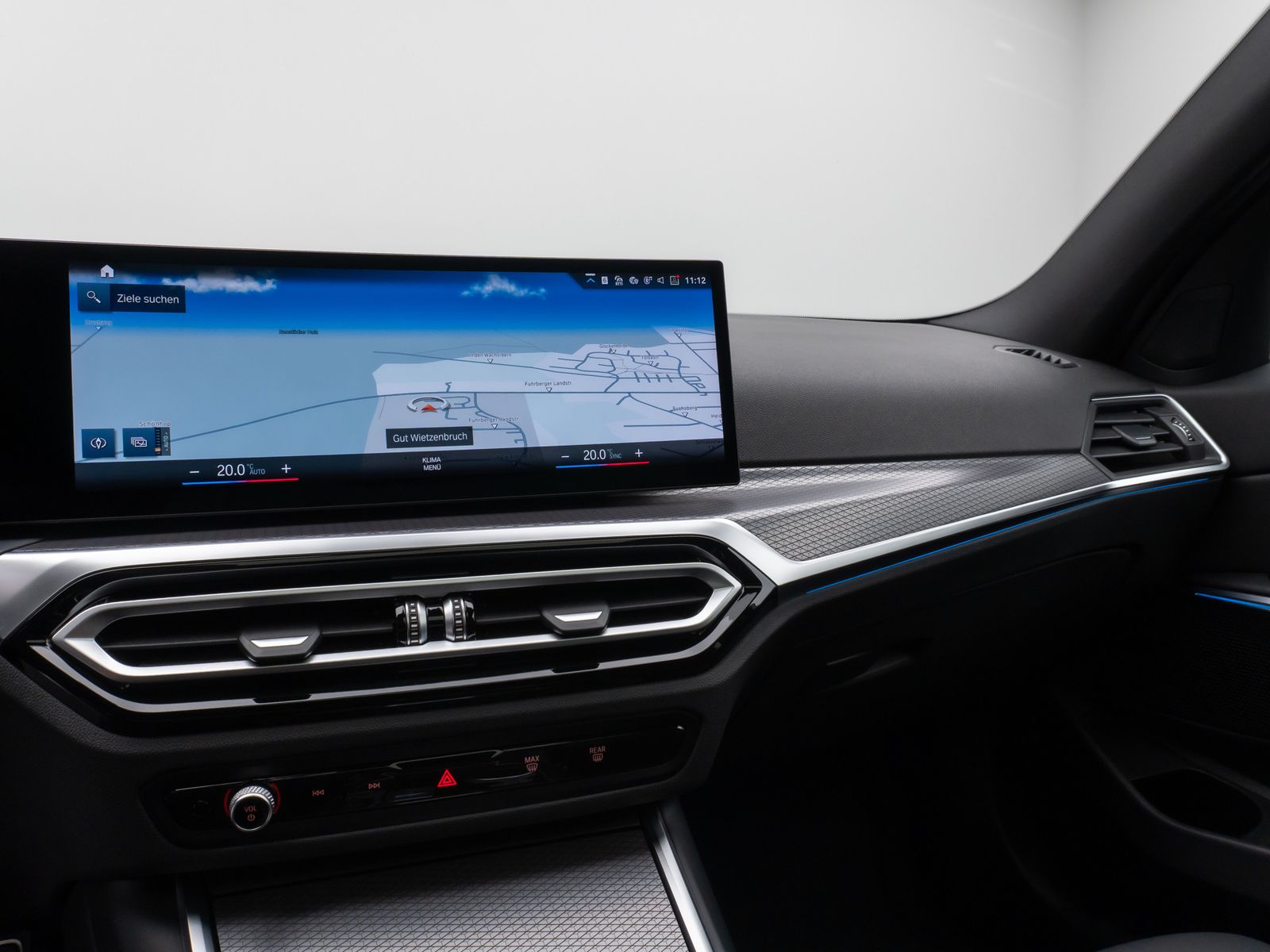 Fahrzeugabbildung BMW 320i M SportPro Glasdach Kamera HUD DAB HiFi 19"