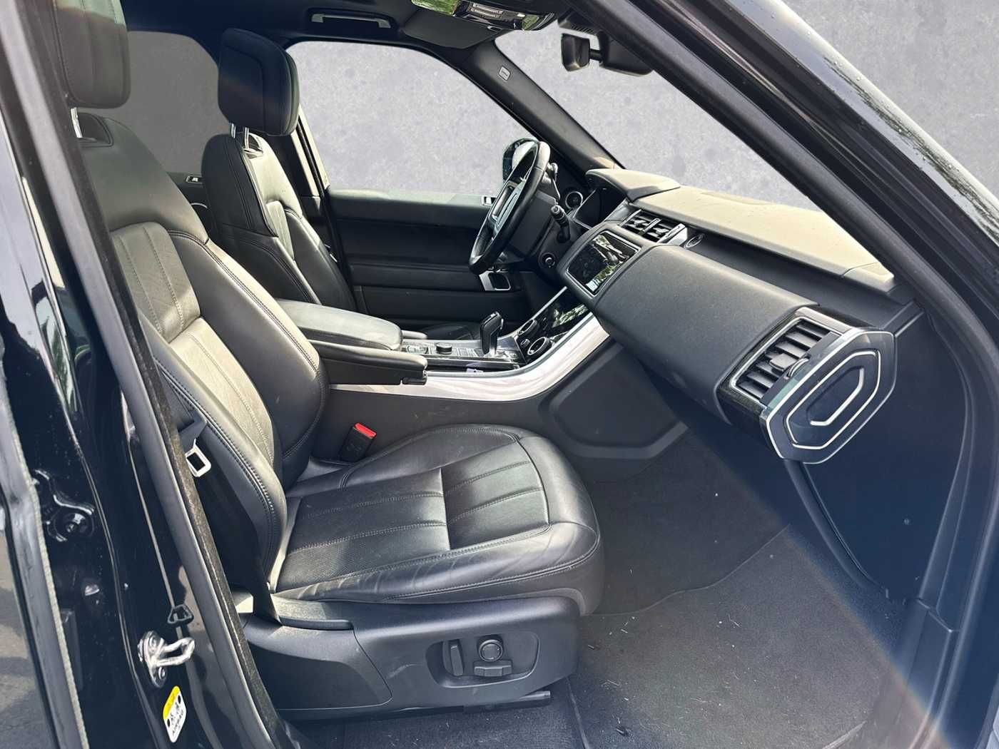 Land Rover Range Rover Sport D250 HSE foto 3