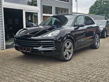 Porsche Cayenne - 3