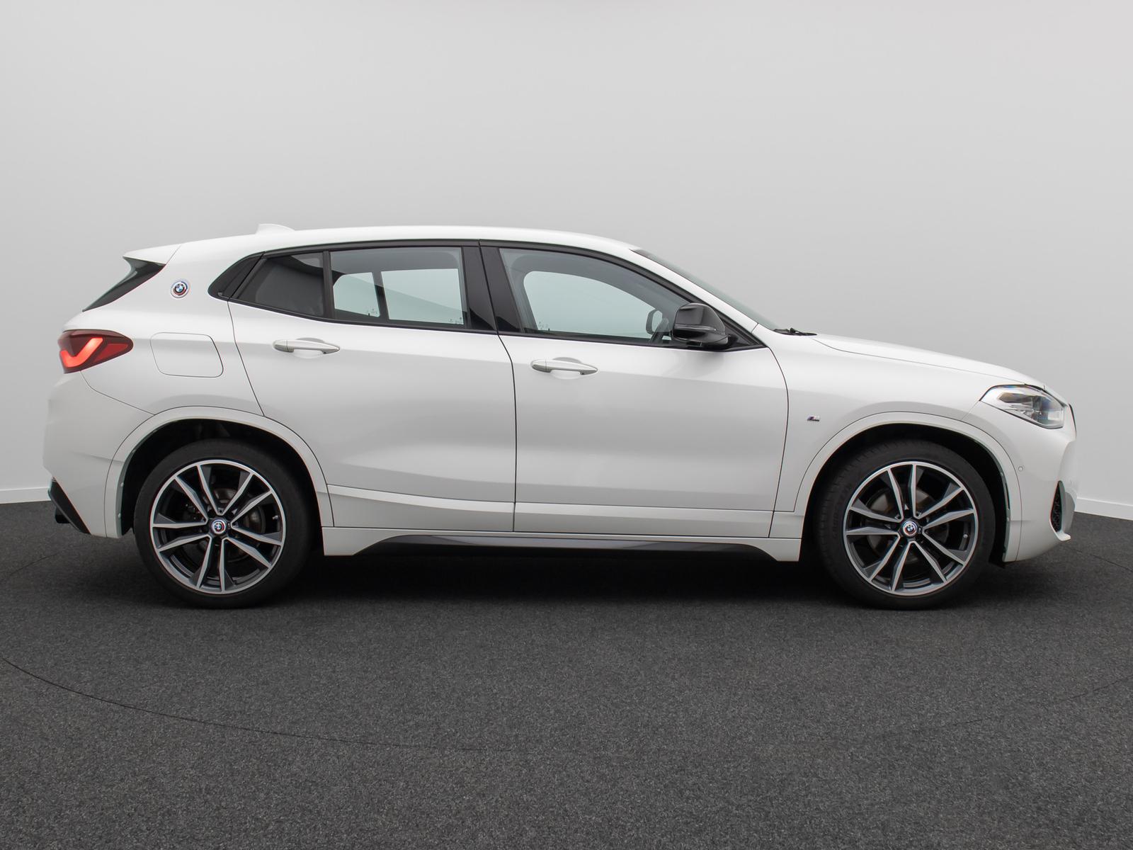 BMW X2 sD18d M Sport DAB Kamera LED ParkAss Navi 19", миниатюра 5