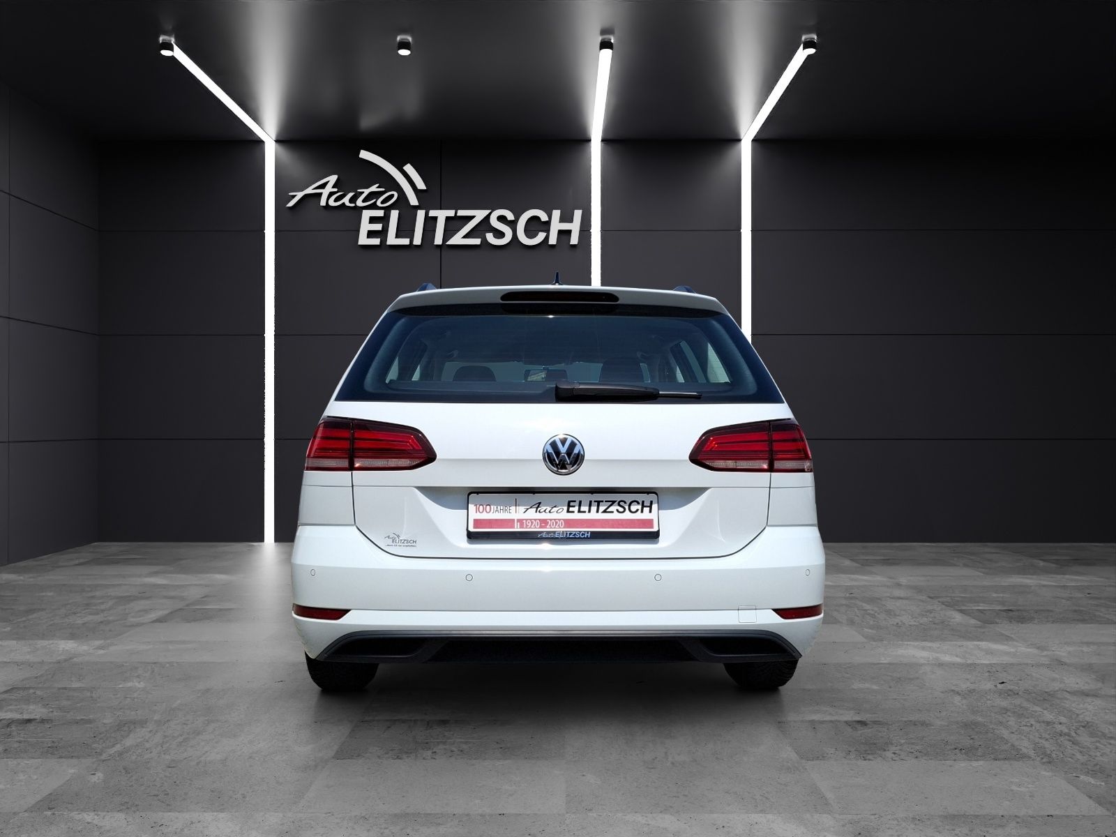 Fahrzeugabbildung Volkswagen Golf VII Variant TSI Trendline Navi PDC SH