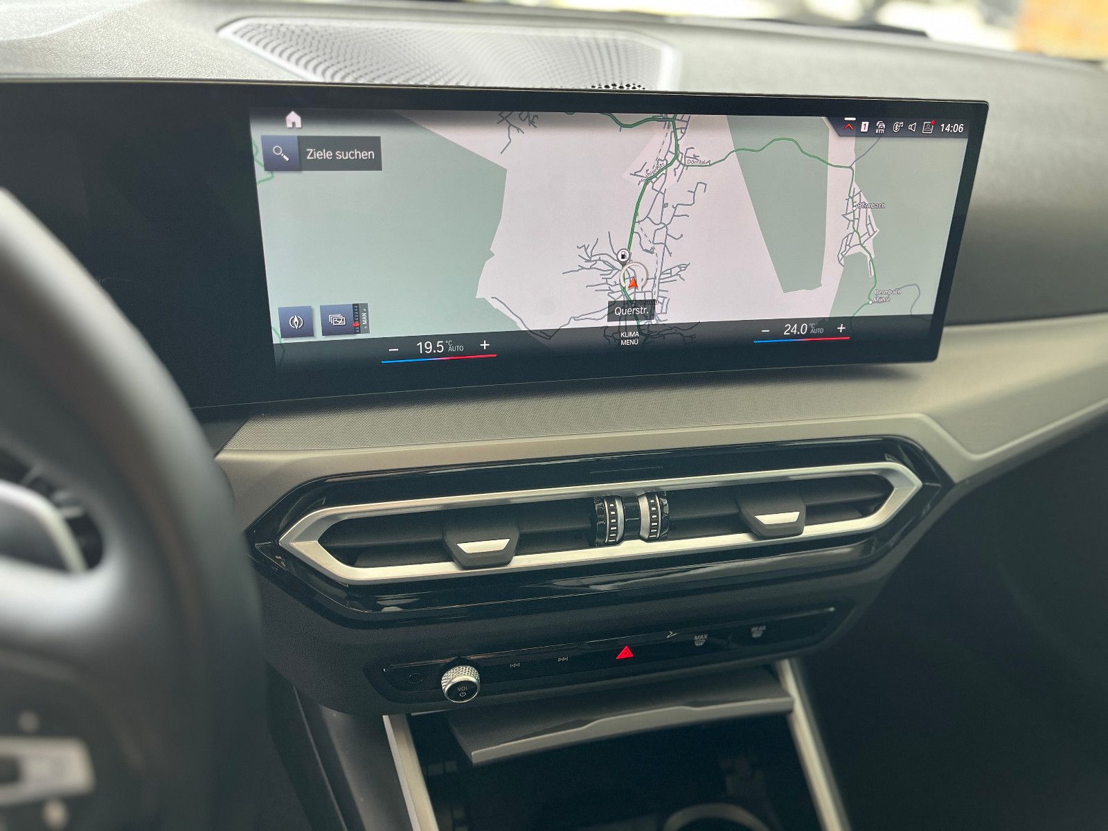 BMW 318i Limo Navi Shz 18"-M LED ShadowLine foto 19