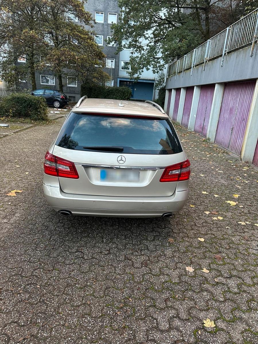Mercedes-Benz E350 2011 — photo 5