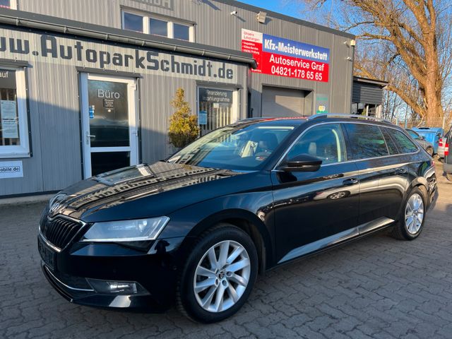 Skoda Superb Combi AHK°NAVI°LEDER°DIGITALES TACHO°TWA!