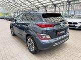 Hyundai Kona Ed. 30+  39,2 kWh|ACC|LED|Navi - Hyundai KONA Elektro: Blau
