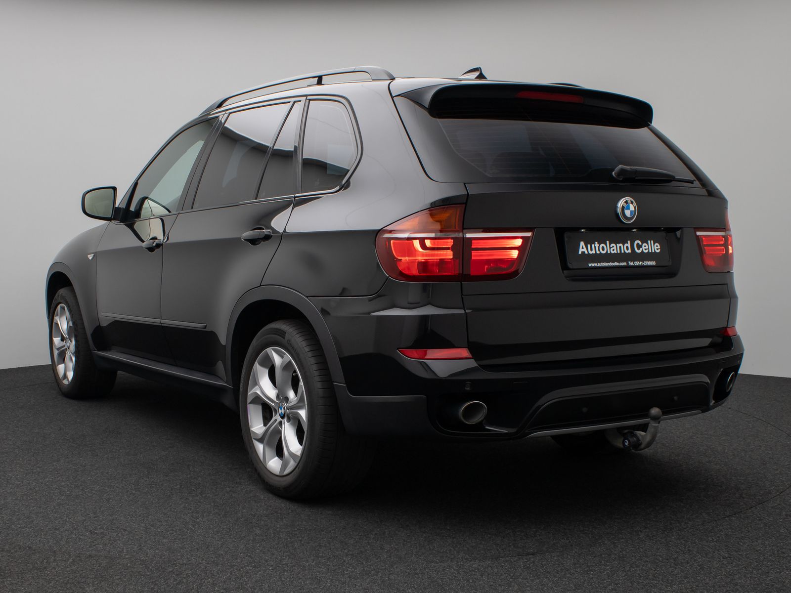 Fahrzeugabbildung BMW X5 xD40d Sport Panorama Kamera HUD HiFi SoftCL