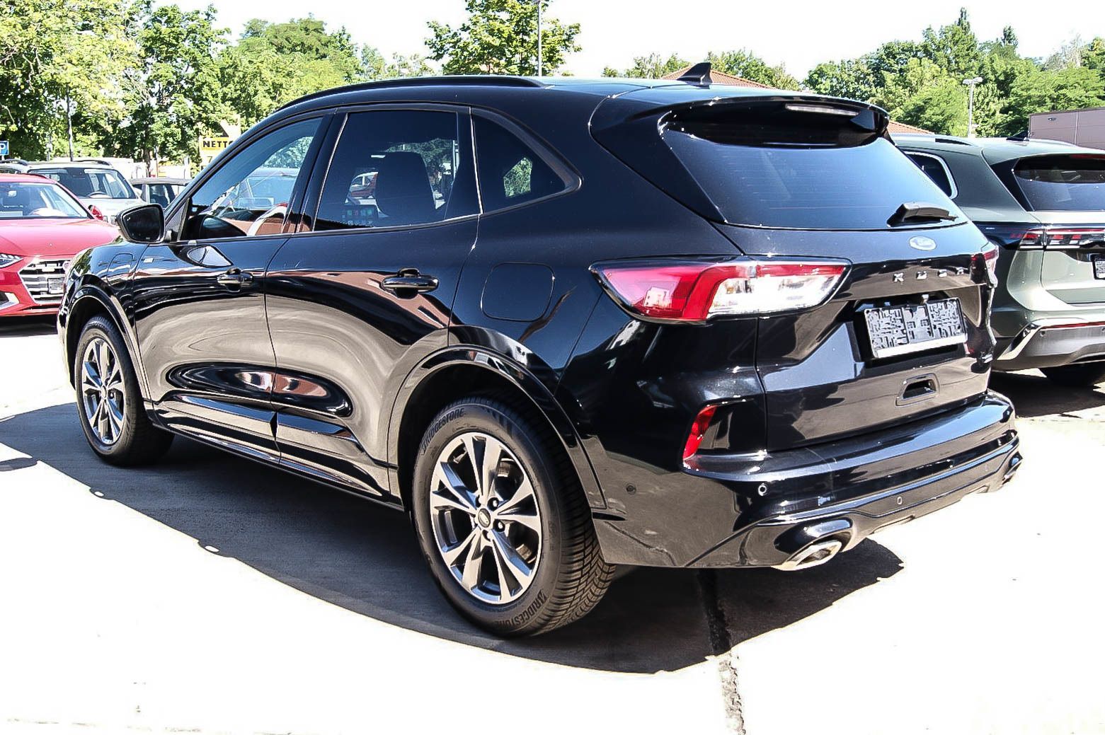 Fahrzeugabbildung Ford Kuga Plug-In Hybrid ST-Line X BODY-STYLE-PAKET