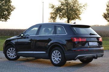 Audi Q7 - 11