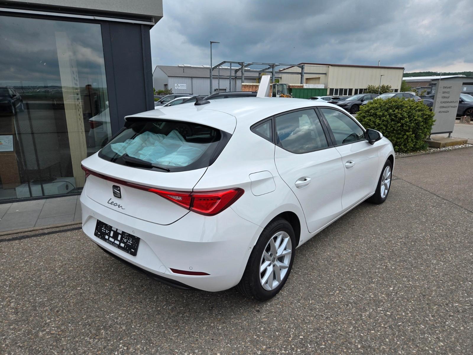 Seat Leon Style 2.0 TDI DSG / Beats / Navi /