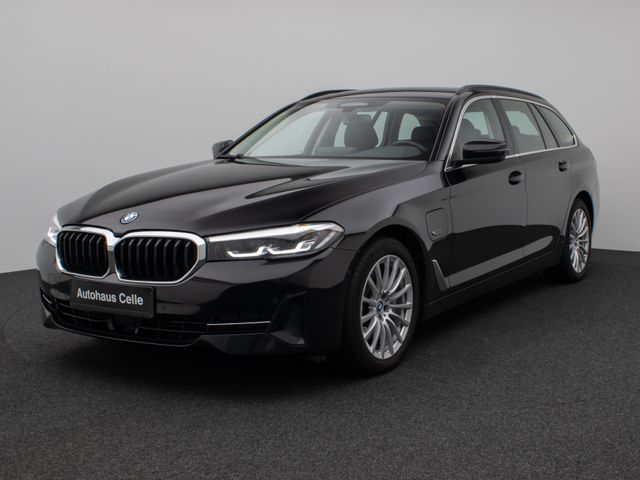 BMW 530e xD Tour Pano ACC Kamera360° Sportsizt
