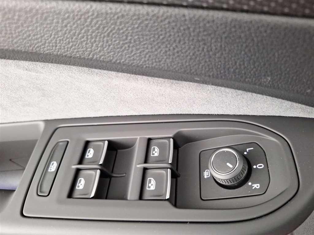 Volkswagen Golf Variant R-Line 1.5 eTSI DSG BusinessPremium, миниатюра 15