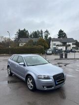 Audi A3 8P 2.0 Benzin 5 Türer Sportback 2.... - Audi A3: Türer 3