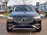 Volvo XC90 D5 AWD Inscription 22" Standheizung AHK ACC - Volvo XC90: 2.5