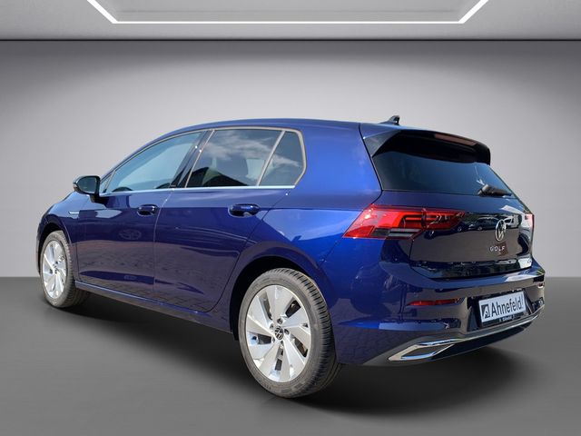 Golf VIII 1.5 eTSI Style PDC SHZ NAVI LED ACC