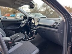 Fahrzeugabbildung Volkswagen T-Cross 1.0 TSI Goal LED NAVI SHZ ALLWETTER 17"