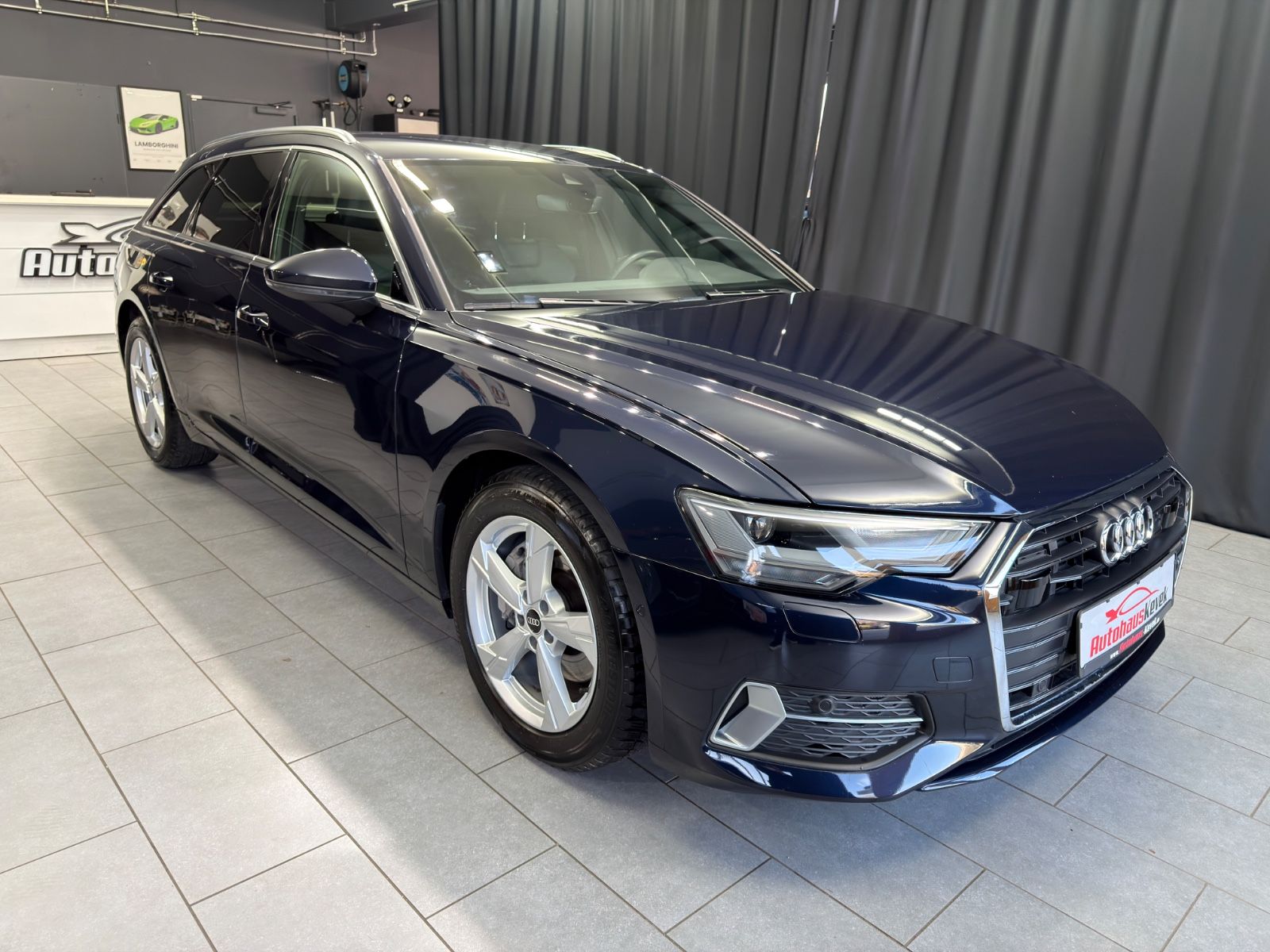 Fahrzeugabbildung Audi A6 Avant 45 TFSI sport|S-TRONIC|LEDER|NAVI|