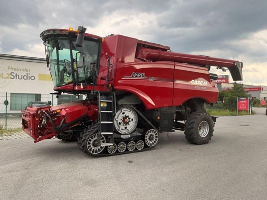 Andere Axial-Flow 8250 Raupe