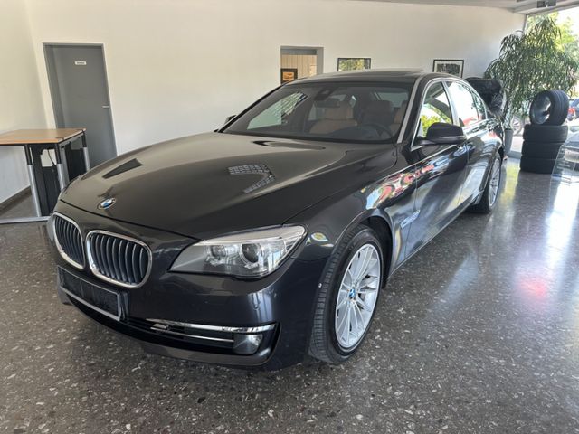 BMW 750Ld xDrive*TOPZUSTAND*