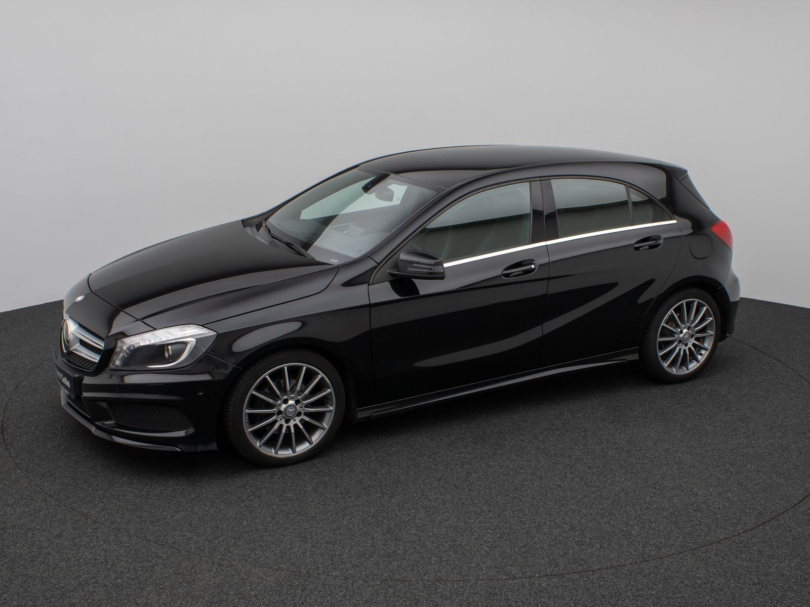 Fahrzeugabbildung Mercedes-Benz A 200 AMG Sport Kamera BiXenon Tempomat Alcantar