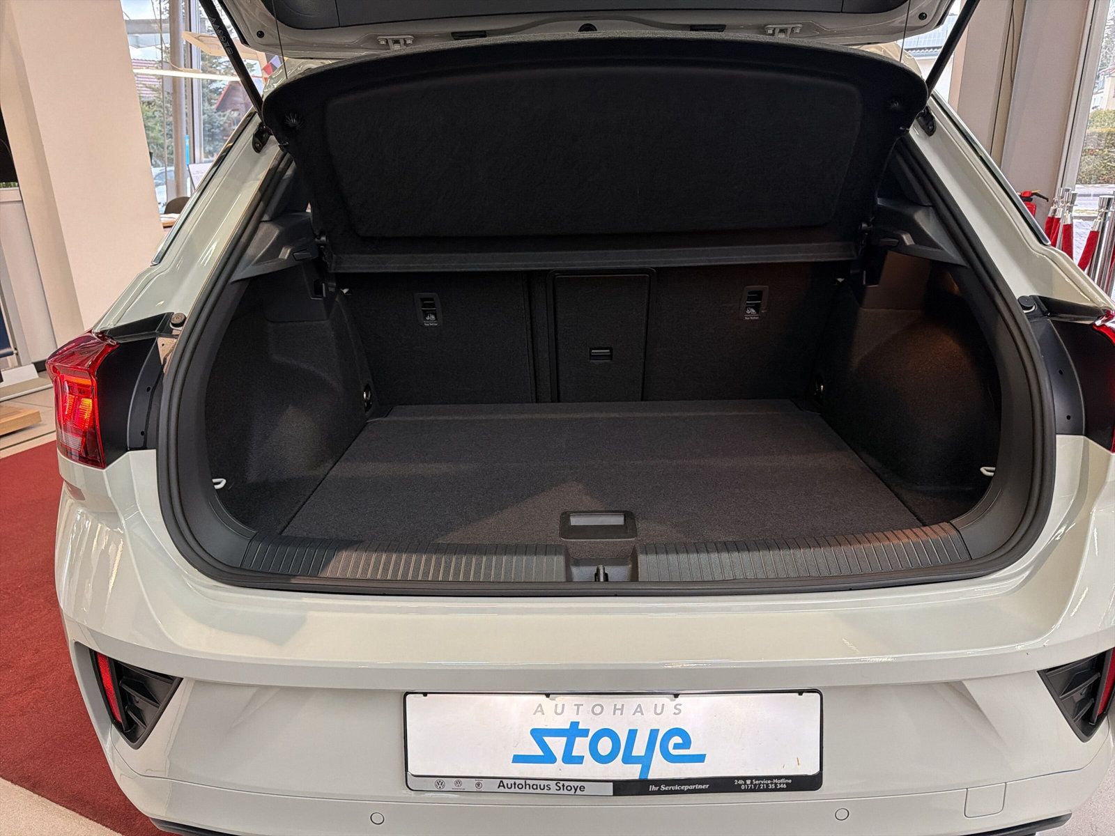 T-Roc R-Line TSDi DSG Navi Kamera LED R-Line