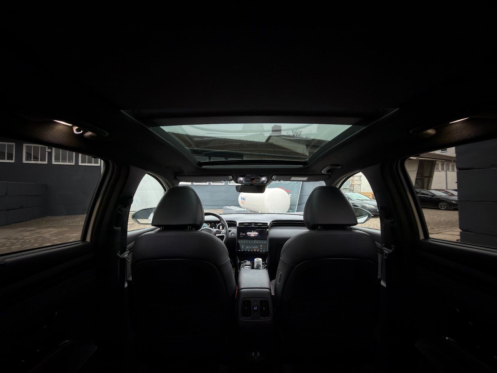 Fahrzeugabbildung Hyundai Tucson 1.6 T-GDI N-Line PHEV 4WD 360° ACC LHZ