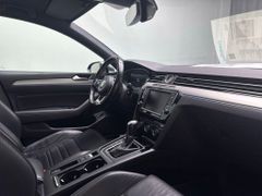 VW Passat Highline RLine Leder Pano 190 R-Line