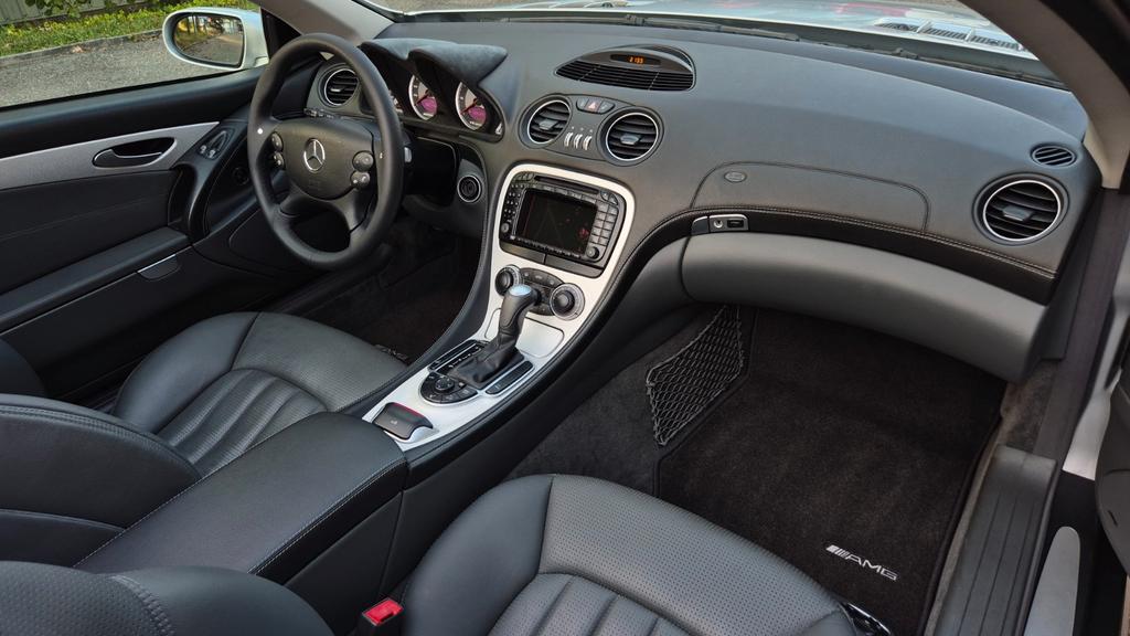 Mercedes-Benz SL 55 AMG