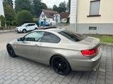 BMW E92 320d - BMW 320: 320d E92