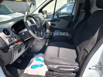 Renault Trafic - 10