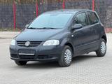 Volkswagen Fox 1.2 * TÜV NEU * 102 TKM - graue Volkswagen Fox