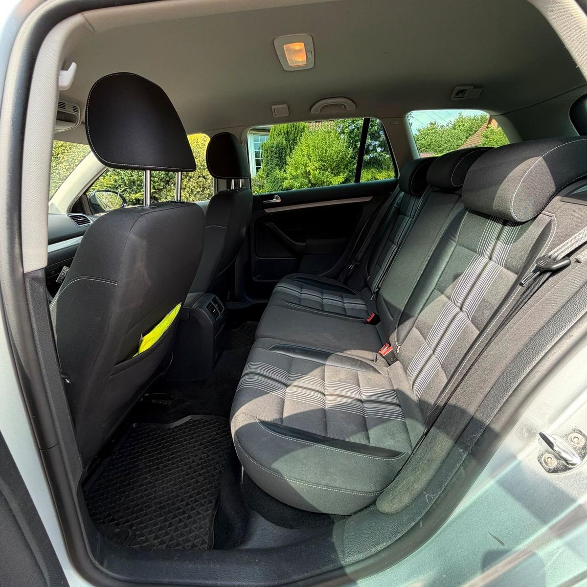 Volkswagen Golf 2012 — photo 10