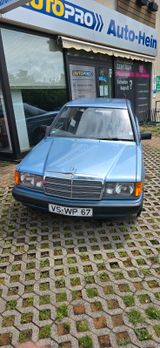 Mercedes-Benz 190 - Mercedes-Benz 190 aus 1990