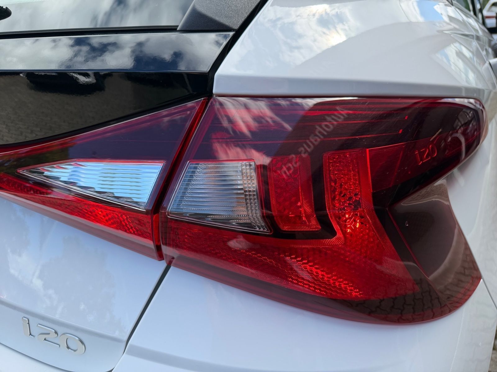 Fahrzeugabbildung Hyundai i20 1.0 T-GDI 7-DCT Trend Navi Allwetter