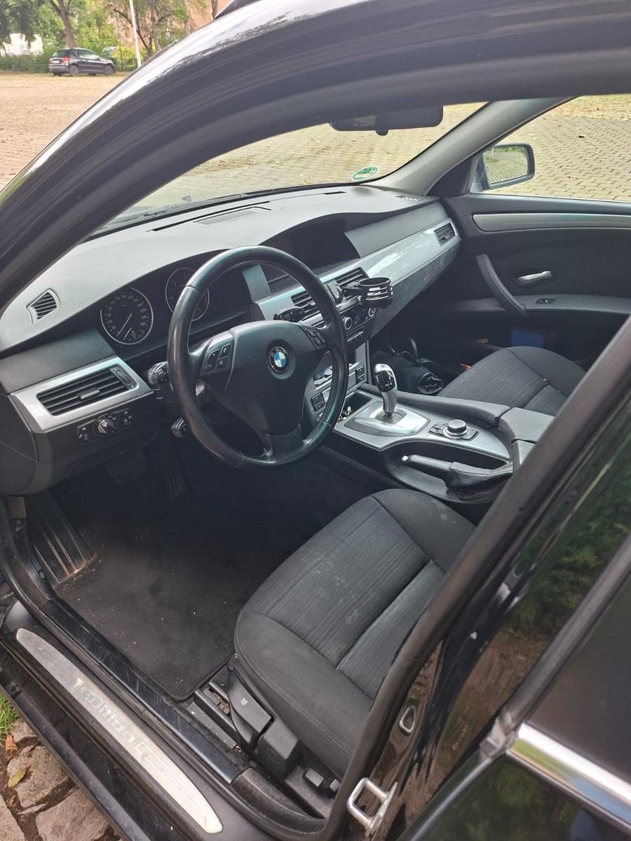 BMW 520 2009 — engine 1.995 cm³, 163 HP (120kW)