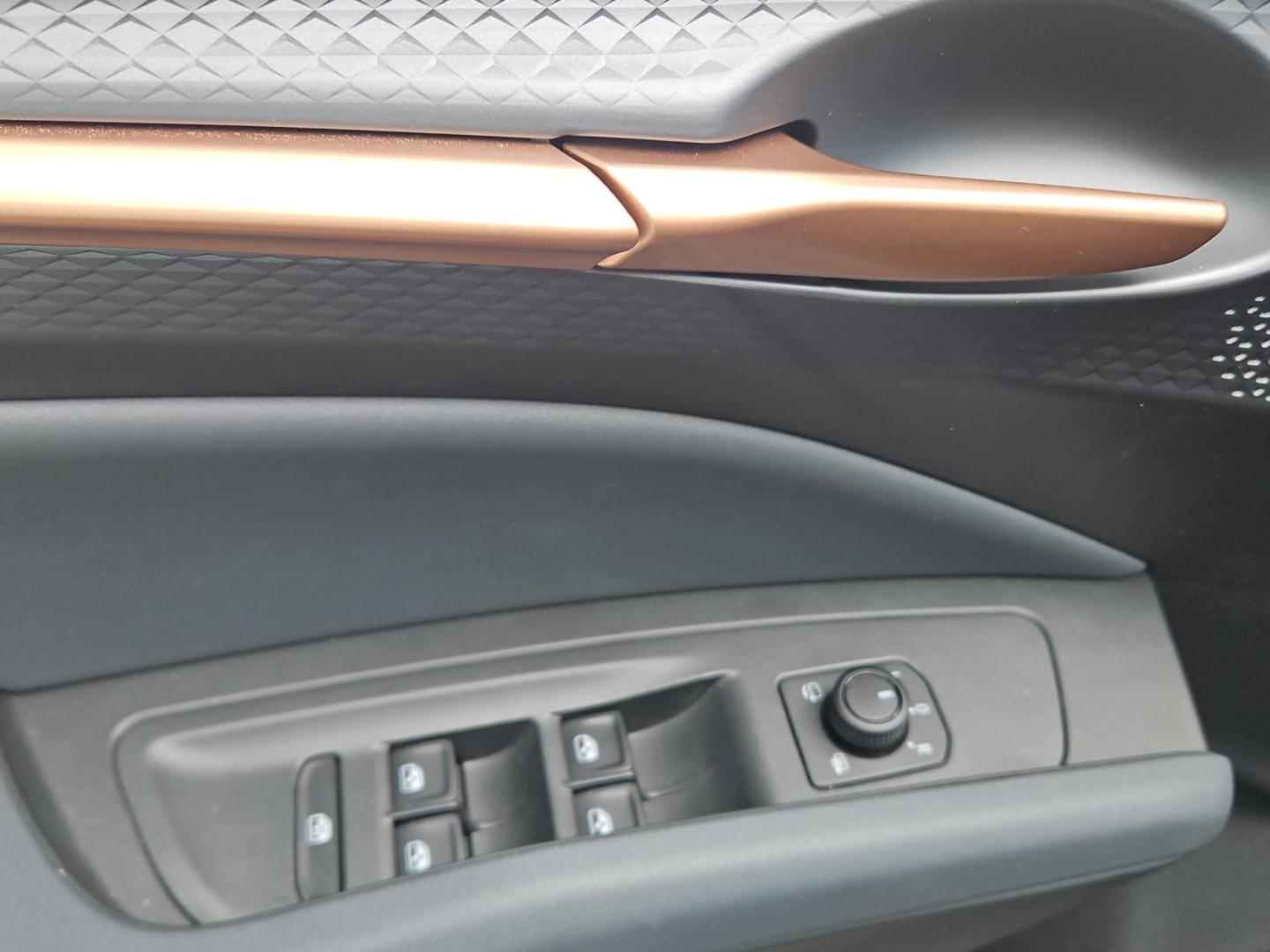Cupra Raval Endurance Edition Dynamic Plus Plasma 155 