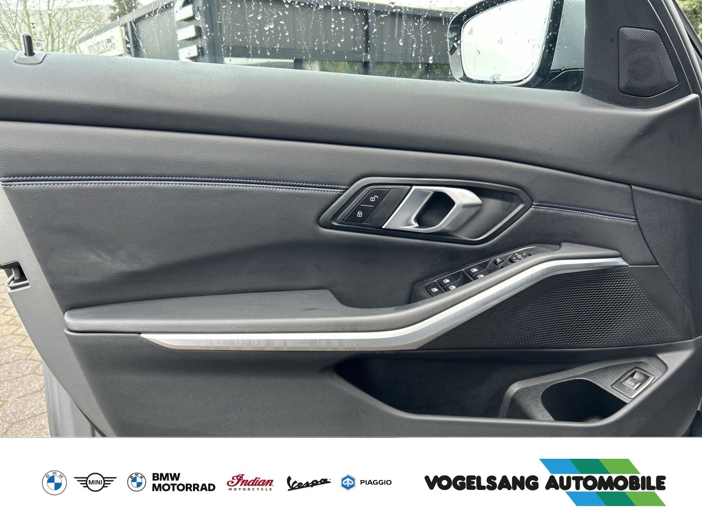 Fahrzeugabbildung BMW 318 iTouring,M Sport,HeadUp,Rückfahrk.,DrivingAs