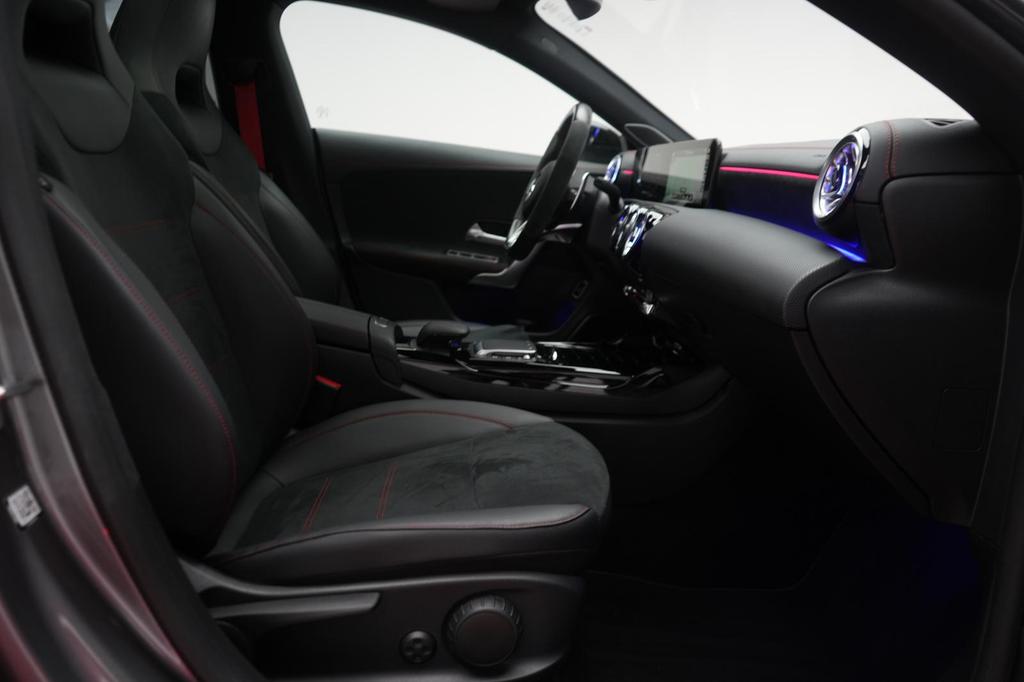 Mercedes-Benz CLA 45 AMG Shooting Brake